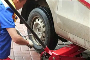 嘉兴路附近拖车24小时服务热线电话